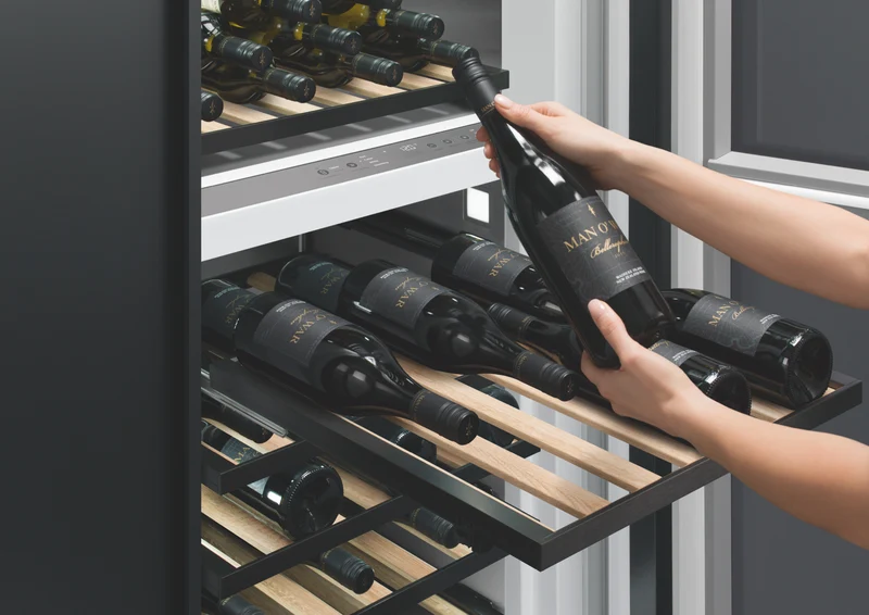 Fisher & Paykel 376L Integrated Column Wine Cabinet