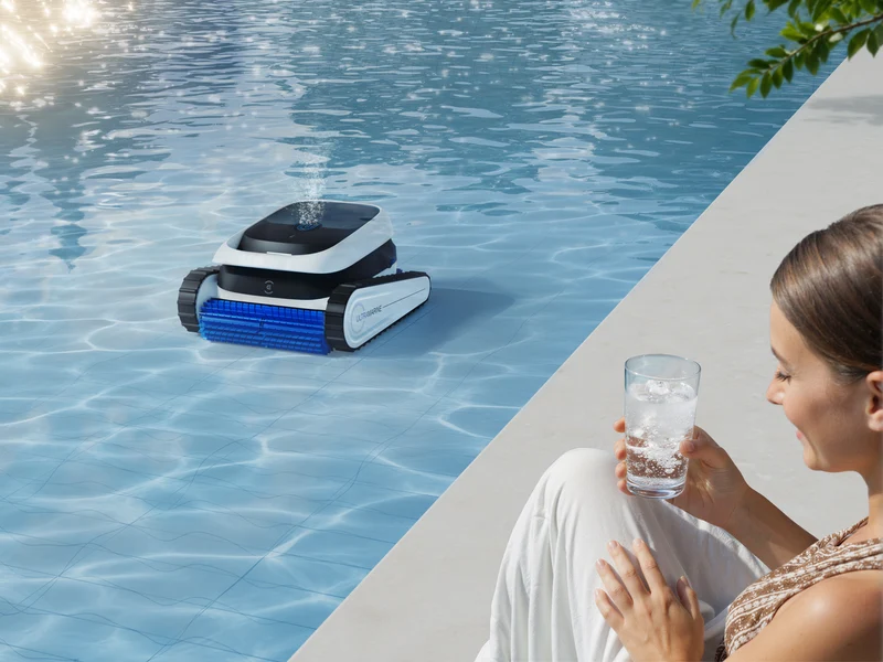 Ecovacs ULTRAMARINE P1 Robotic Pool Cleaner