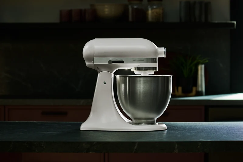 KitchenAid Artisan Plus Tilt Head Stand Mixer Porcelain White