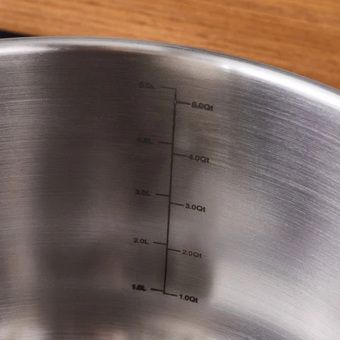 Karaca Elite Edelstahl-Induktions-Kochtopf mit Deckel, 24 cm, Silber