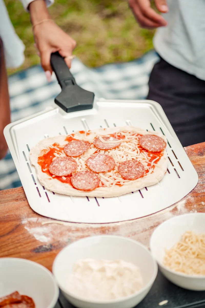 Everdure Kiln Pizza Peel 12-inch aluminium with removable handle