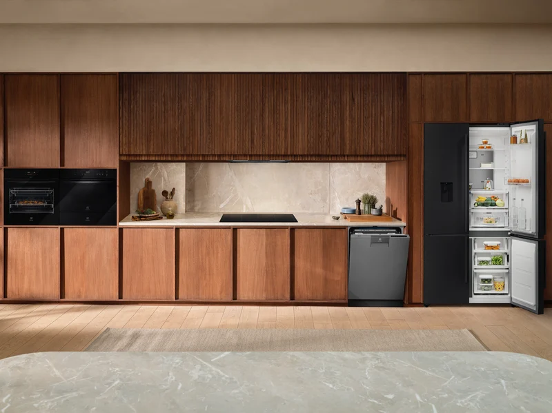 Electrolux 90cm 5 Zone Induction Cooktop with SaphirMatt SE Surface, Matte Black - 800 Series