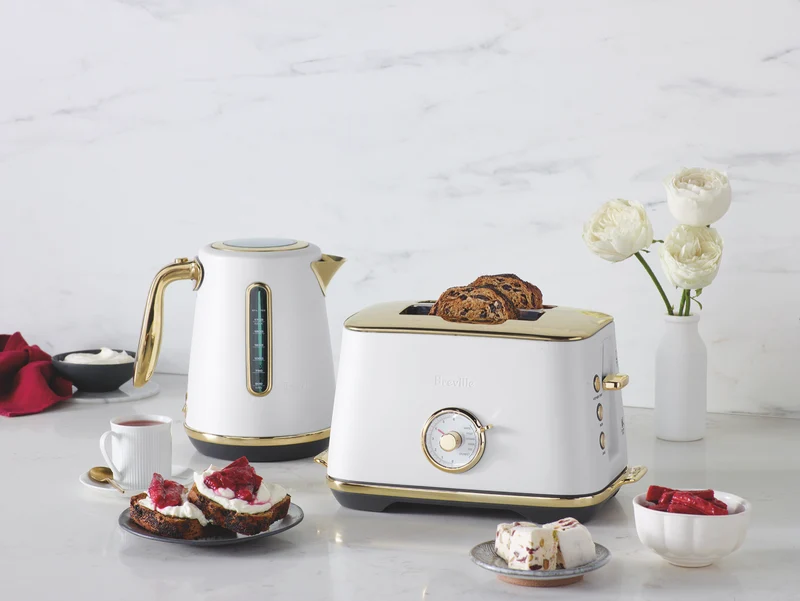 Breville The Soft Top Luxe Kettle Sea Salt Brass