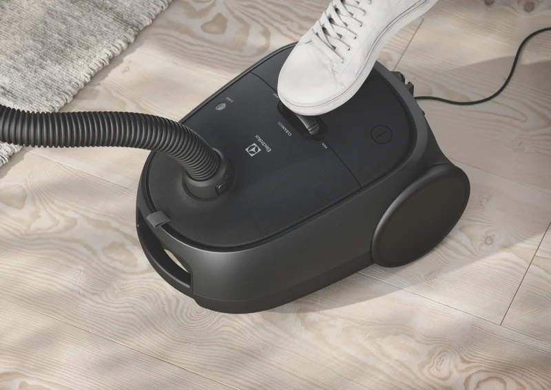 Electrolux 600 Series Bagged Vacuum