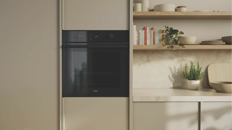 Haier 60cm 500 Series Built In Oven 12 Function Self Cleaning Airfry Steam Assist