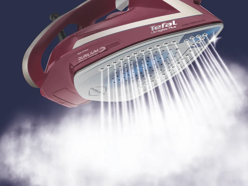 Tefal UltraGliss Anti-Calc Plus Steam Iron