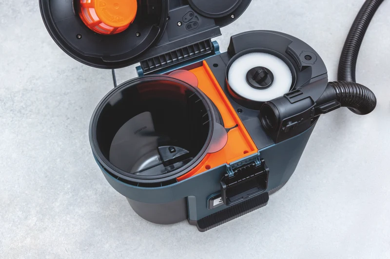 Shark MessMaster Portable Wet/Dry Vacuum