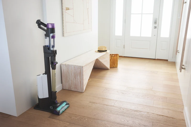 Shark Cordless PowerDetect Clean & Empty System