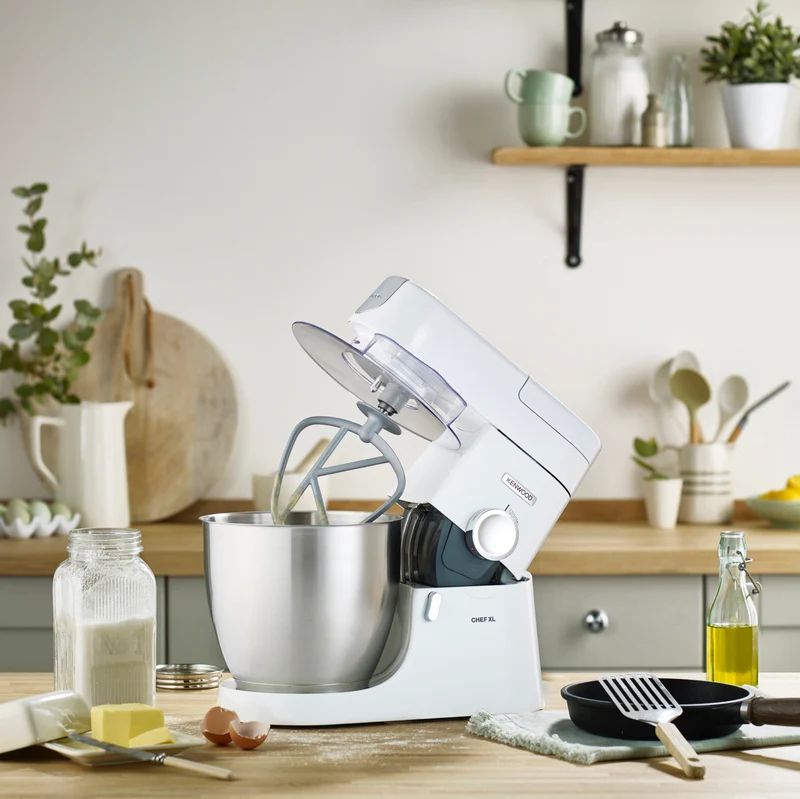 Kenwood Chef XL Kitchen Machine White