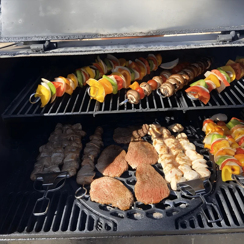 3-in-1 Grillspieße aus Edelstahl | gleichmäßiges Garen ohne Drehen | Food-Release System | inkl. Tasche & Silikonpinsel