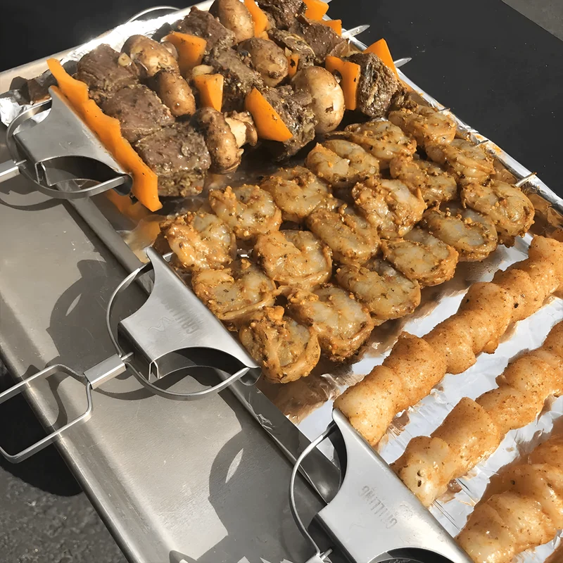 3-in-1 Grillspieße aus Edelstahl | gleichmäßiges Garen ohne Drehen | Food-Release System | inkl. Tasche & Silikonpinsel