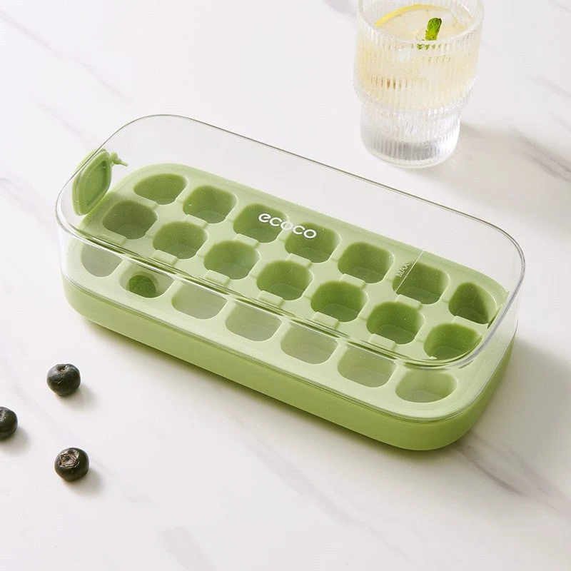 Eiswürfelbereiter mit Druck-Mechanik – ChillForge für perfekte Würfel ohne Kleckern | Stapelbar, leicht zu reinigen | Größen frei wählbar