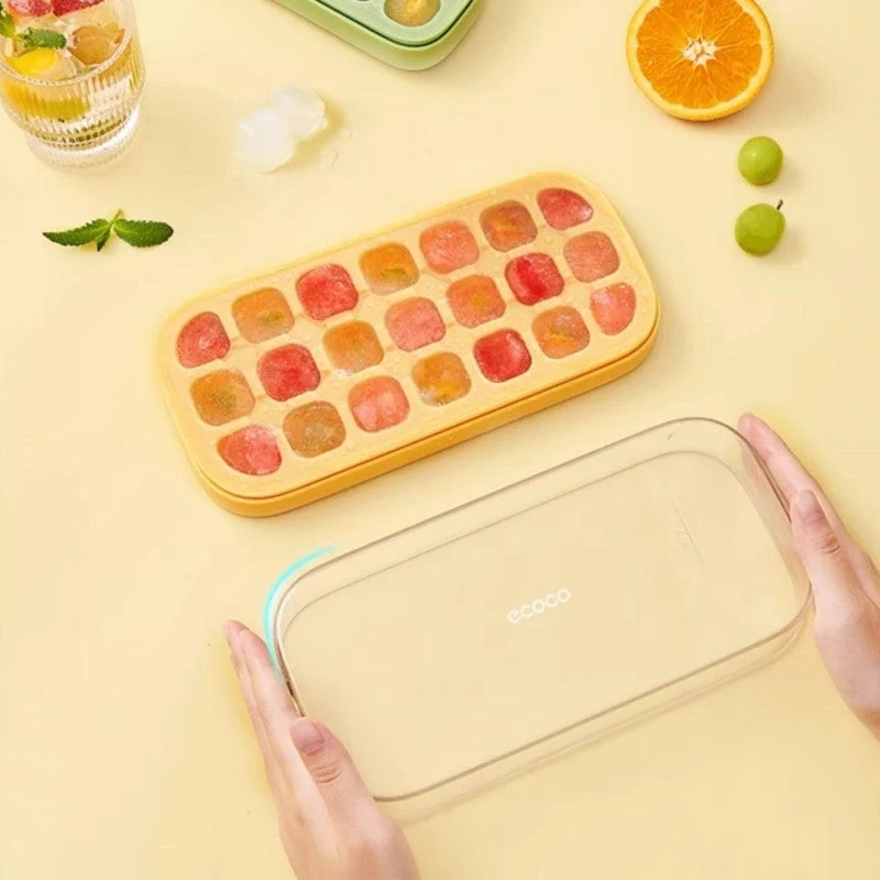 Eiswürfelbereiter mit Druck-Mechanik – ChillForge für perfekte Würfel ohne Kleckern | Stapelbar, leicht zu reinigen | Größen frei wählbar