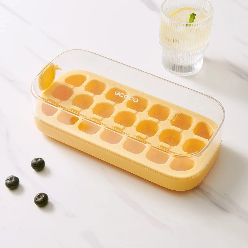 Eiswürfelbereiter mit Druck-Mechanik – ChillForge für perfekte Würfel ohne Kleckern | Stapelbar, leicht zu reinigen | Größen frei wählbar