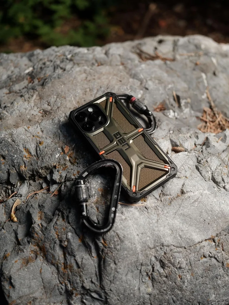 URBAN ARMOR GEAR Monarch Schutzhülle kompatibel mit Apple iPhone 15 Pro Max Hülle [Wireless Charging