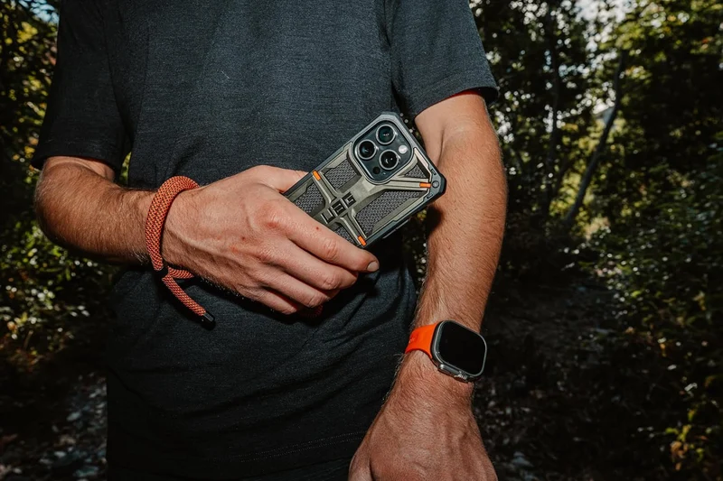 URBAN ARMOR GEAR Monarch Schutzhülle kompatibel mit Apple iPhone 15 Pro Max Hülle [Wireless Charging