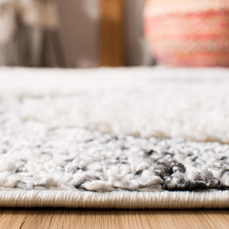 SAFAVIEH Zottelig Teppich für Wohnzimmer, Esszimmer, Schlafzimmer - Moroccan Tassel Shag Collection,