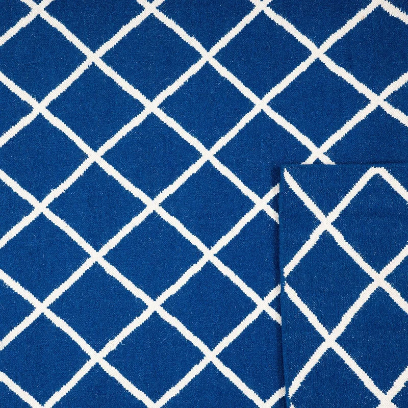 SAFAVIEH Zeitgenössische Teppich für Wohnzimmer, Esszimmer, Schlafzimmer - Dhurrie Collection, Kurze