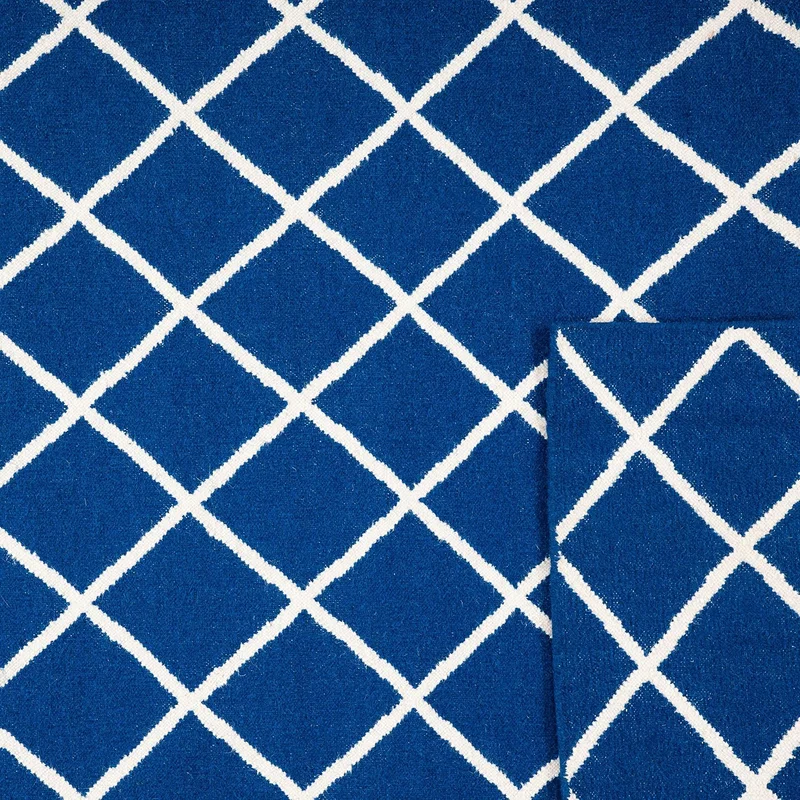 SAFAVIEH Zeitgenössische Teppich für Wohnzimmer, Esszimmer, Schlafzimmer - Dhurrie Collection, Kurze