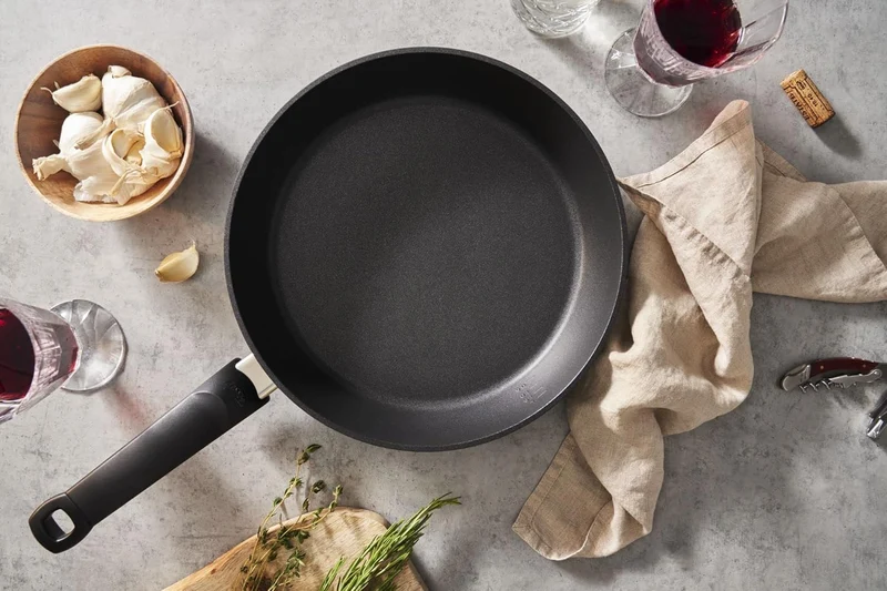 Fissler Levital + Classic / Aluminiumpfanne-beschichtet (Ø 26 cm) Stielpfanne-antihaftend,erstklassi