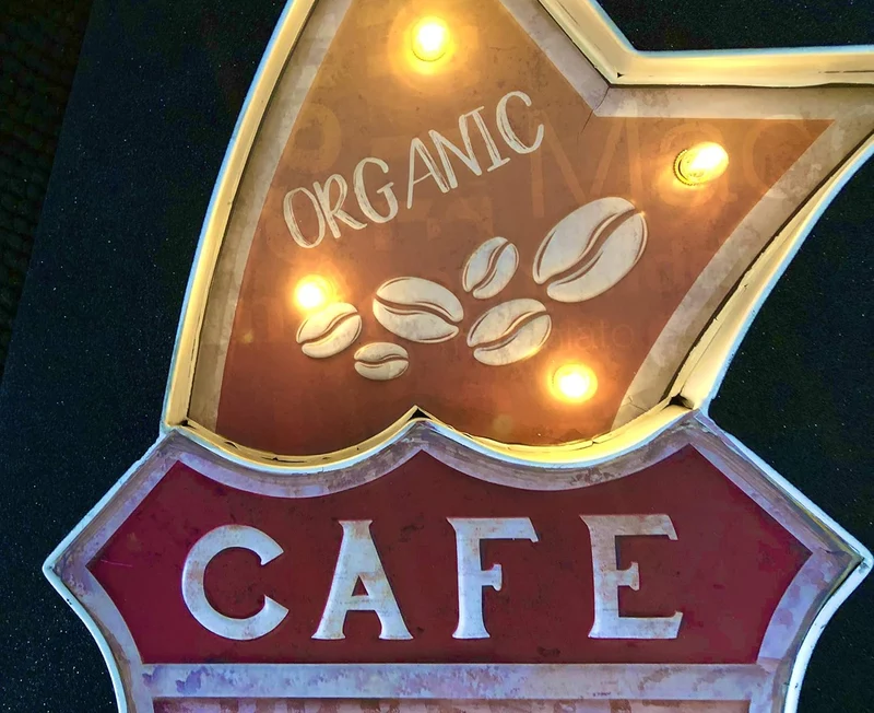 DiiliHiiri Leuchtschild Retro-Schild Wandschild im Vintage-Stil LED Schild für Cafe Pub Dekoschild Z