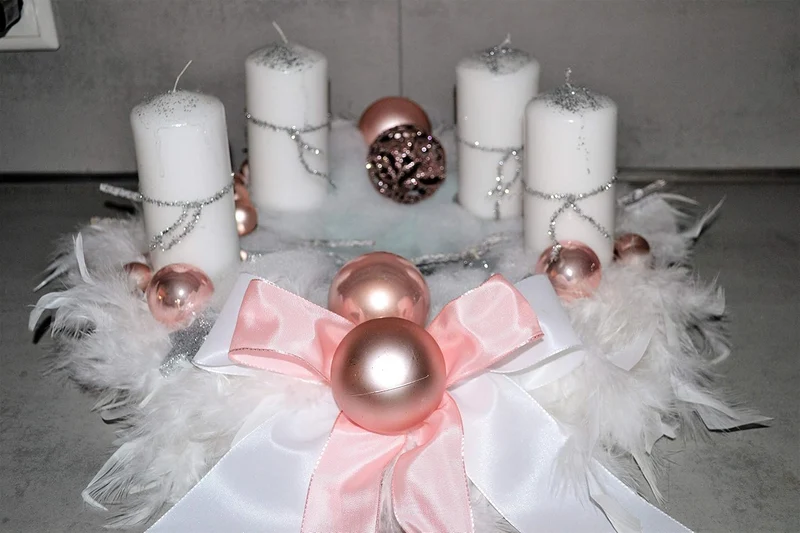 Adventskranz weiss rosa 40 cm künstlich Weihnachten Adventsgesteck Deko