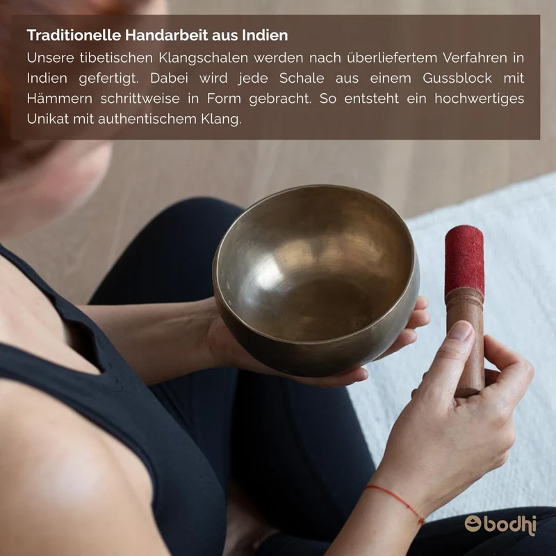Bodhi Tibetische Klangschale Ø 15 cm | Handgefertigtes Klangschalen Set inkl. Kissen & Klöppel | Sin