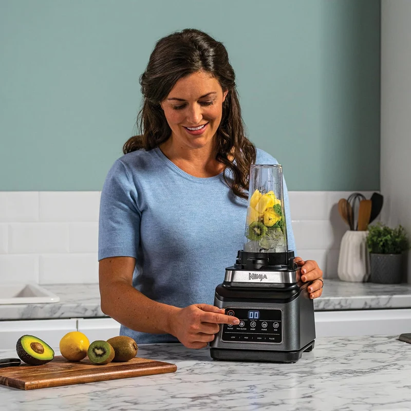 Ninja 3-in-1-Küchenmaschine mit Auto-iQ [BN800EU] 1200 W, 1,8-l-Behälter, 2,1-l-Kanne, 0,7-l- Becher