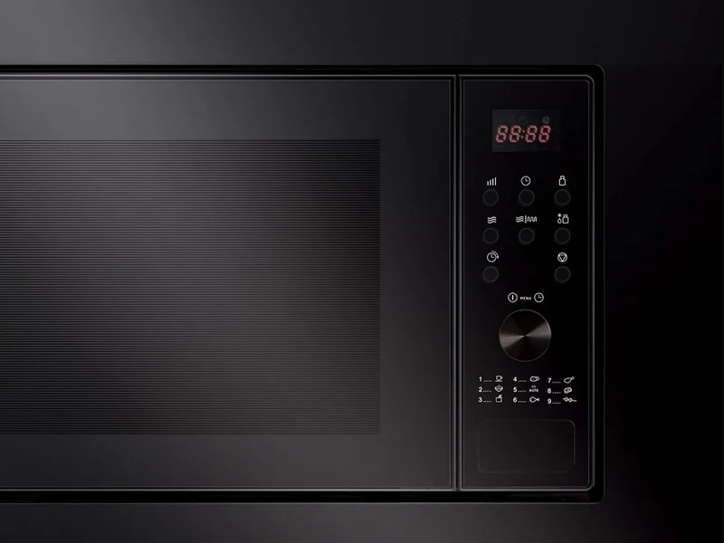 Amica EMW 13170 S Mikrowelle / 900 W / 20 L Garraum / 9 Automatikprogramme / schwarz