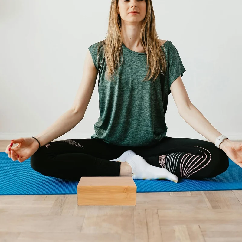 Tragbarer Yogablöcke aus Bambus mit glatter Oberfläche, passend für Yoga Übungen und Fitnessgeräte f