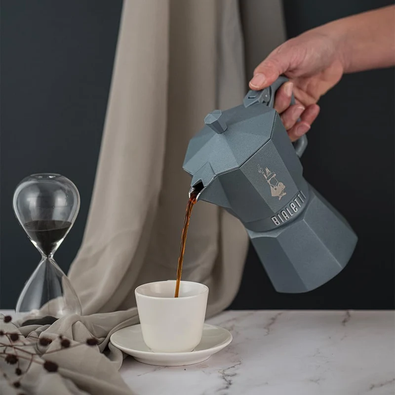 Bialetti Moka Exclusive Octagonal Induction – Espressokocher aus Aluminium und Stahl, Farben Silver
