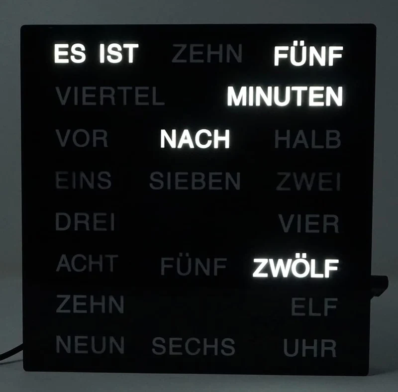 Uhr mit Deutscher LED Wort Anzeige Wortuhr schwarz 20x20 cm Tischuhr Wanduhr